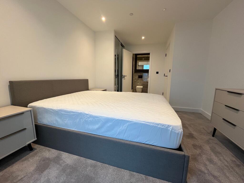 Apartment in Manchester - View 4