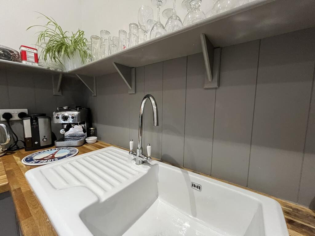 Apartment in Llandeilo - View 4