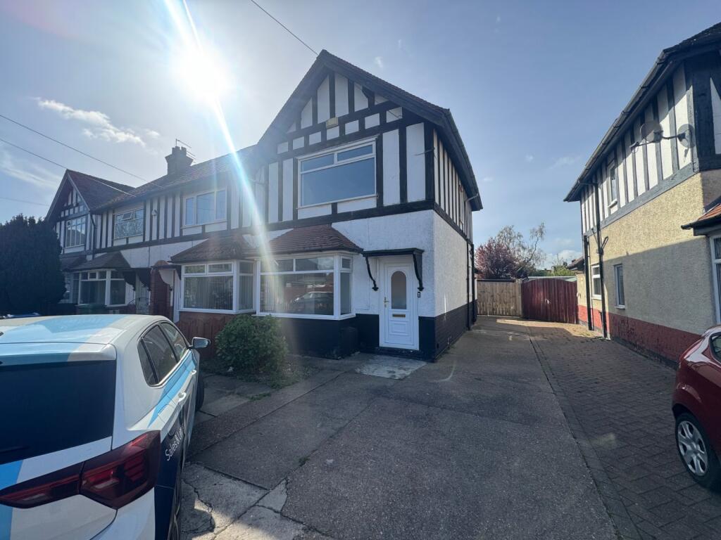 Main image of property: Spring Gardens, Anlaby Common, Hull, East Yorkshire, HU4