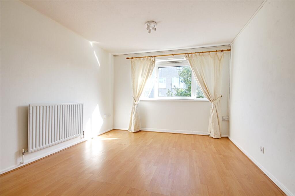 Main image of property: Hadrians Ride, Enfield, EN1