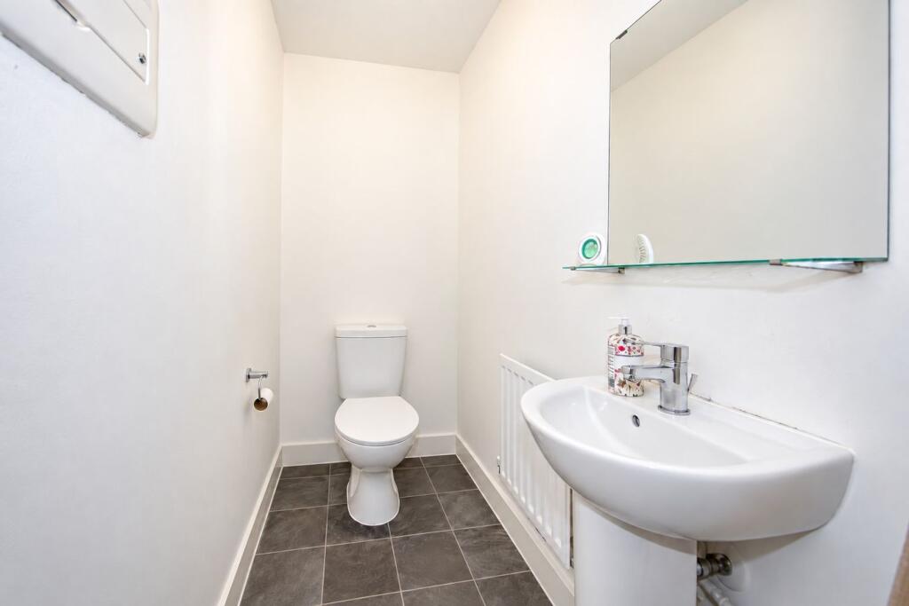 Ophelia Crescent, Cawston, Rugby, CV22 photo 4