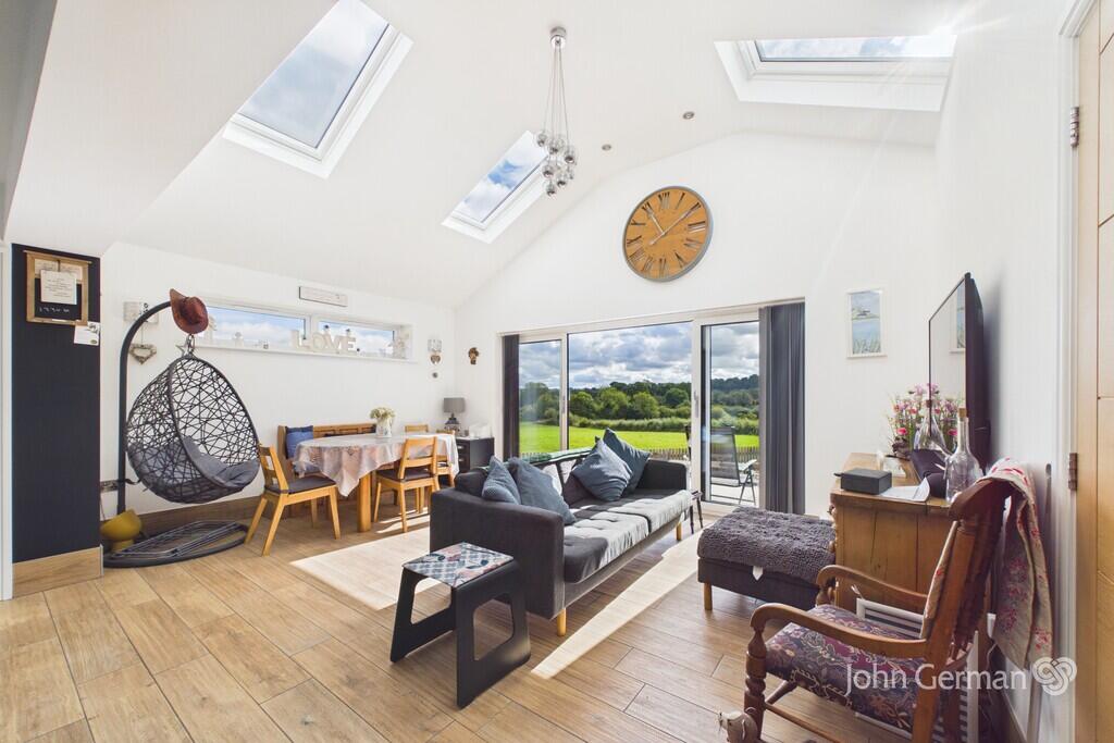 House in Derby - View 4