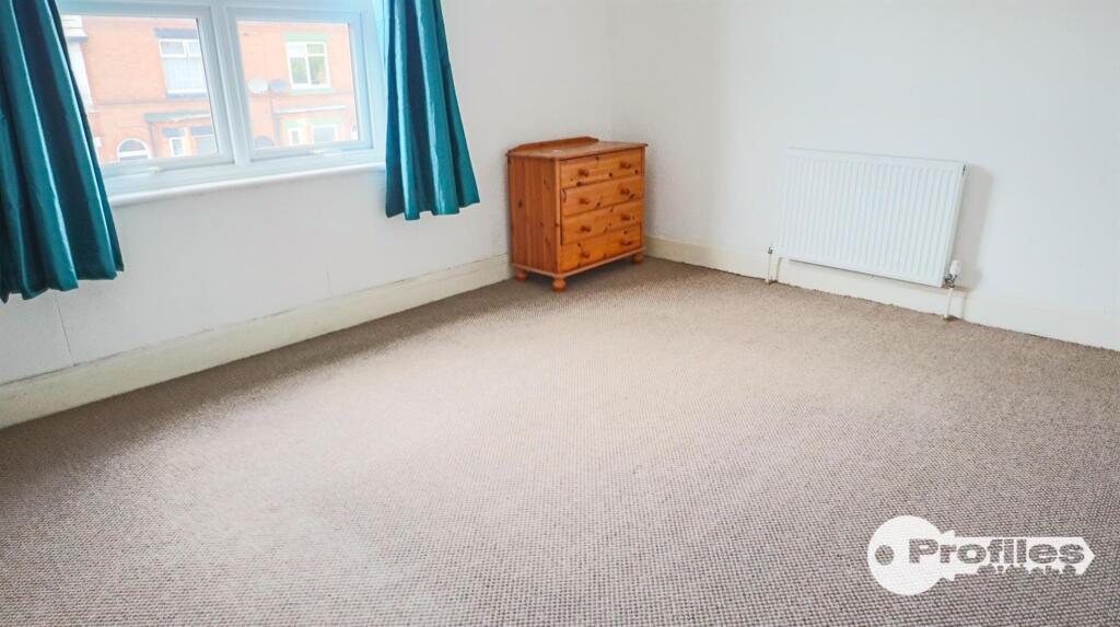 House in Leicester - View 4
