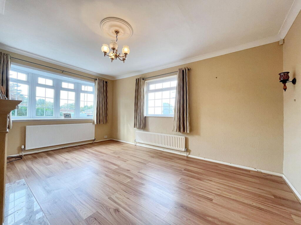 Cricket Lane, Normanby photo 3