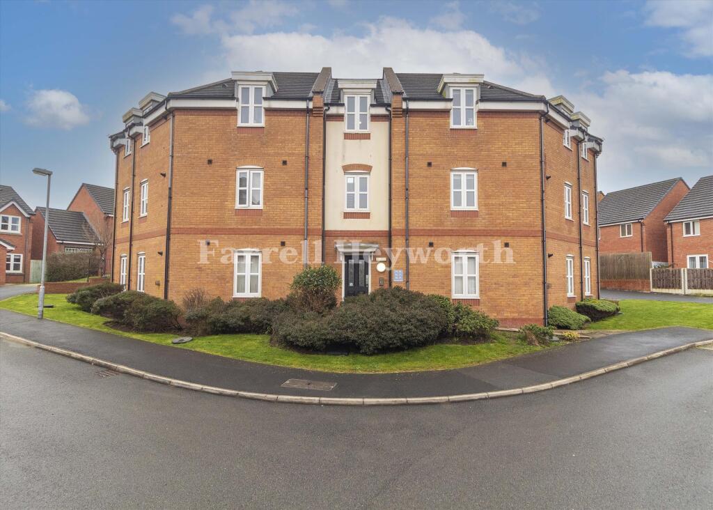 2-bed flat on Brambling Drive, Heysham, Morecambe, £127,000