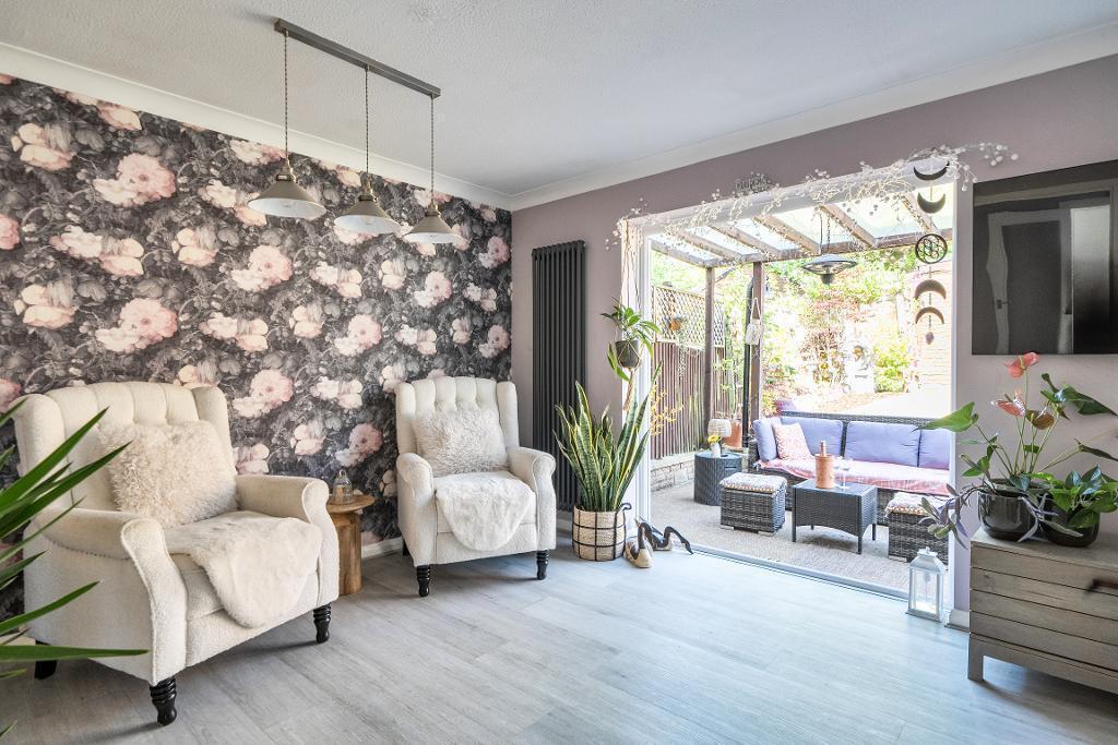 Tindale Close, Sanderstead, South Croydon, CR2 0RT photo 3