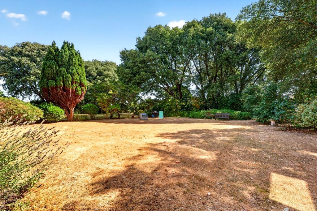 Apartment in Bournemouth - View 2
