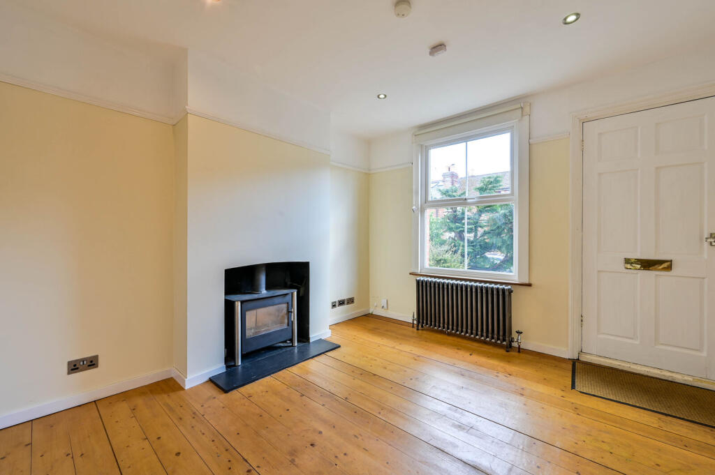 Ludlow Road, Guildford, GU2 - View 2