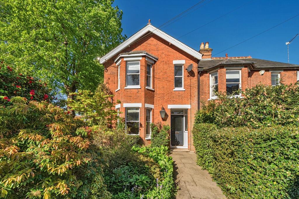Main image of property: Furze Platt Road, Maidenhead, SL6