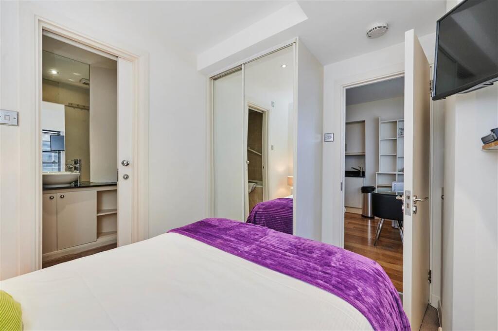 Sloane Avenue, SW3 – pohled 4