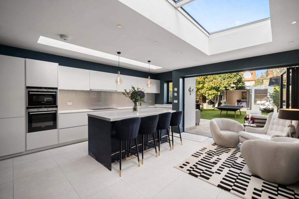 Main image of property: Melville Road, Barnes, London, SW13