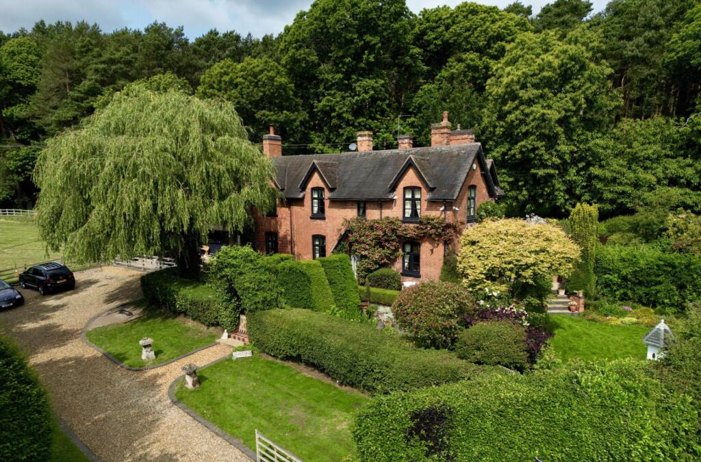 Main image of property: Hagley, Stourbridge, Worcestershire, DY8