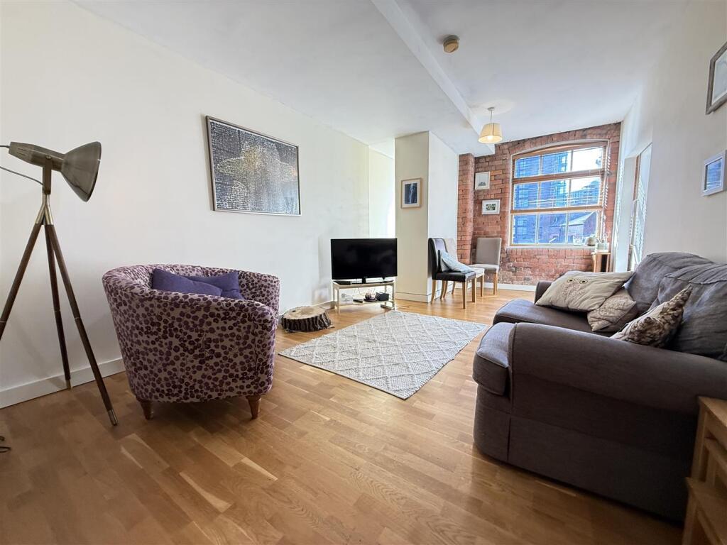 Main image of property: Beaumont Building, 22 Mirabel Street, Manchester