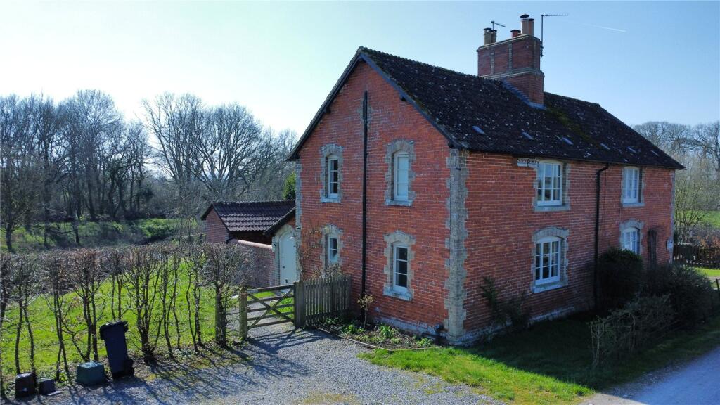 Main image of property: Gillingham, Dorset, SP8