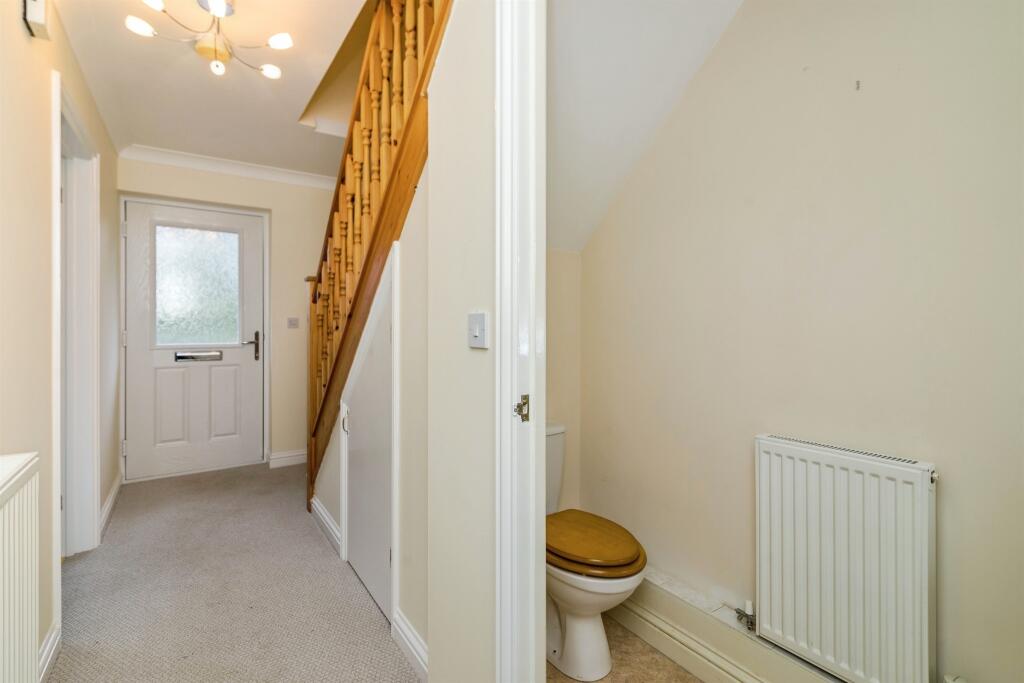Church Road, Earsham, Bungay photo 3