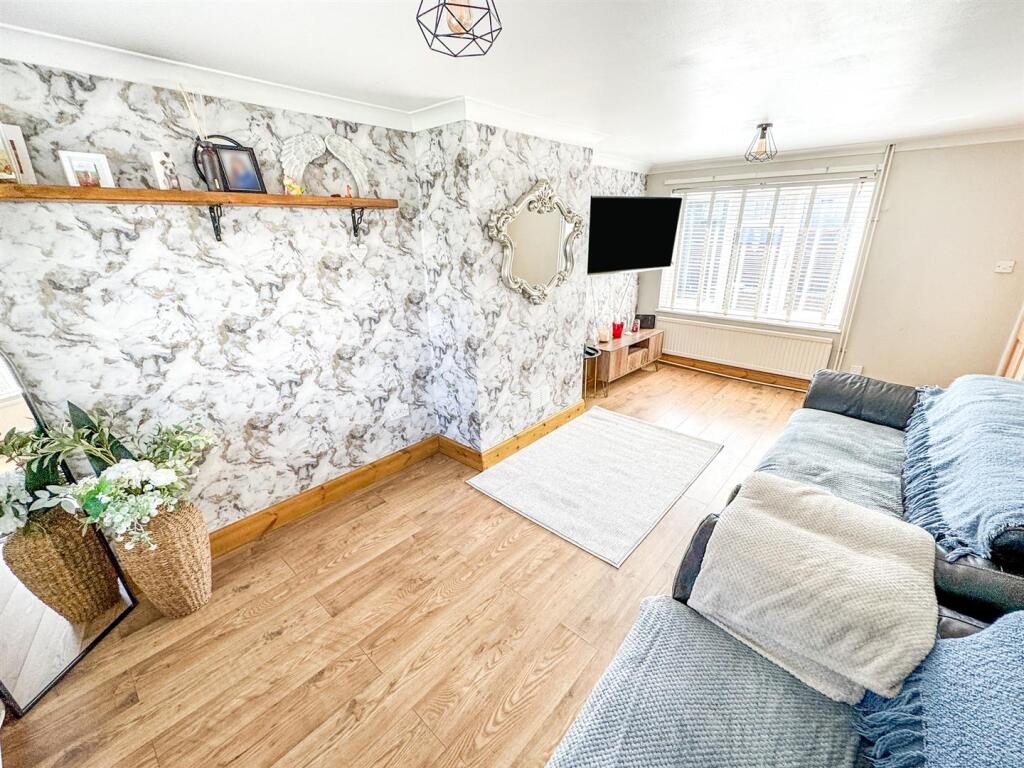 Sedbergh Road, Corby photo 4