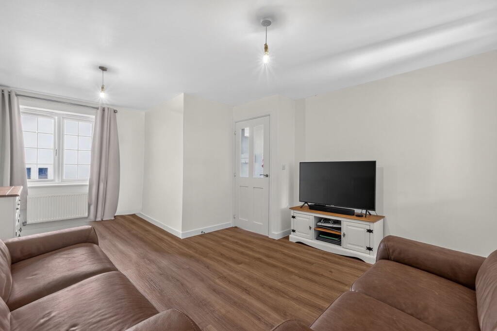 House in Milton Keynes - View 2
