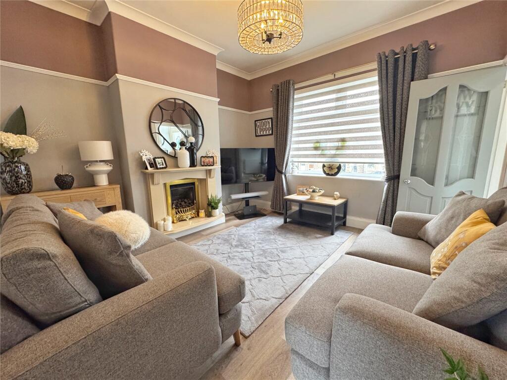 Booth Road, Waterfoot, Rossendale, BB4 photo 3