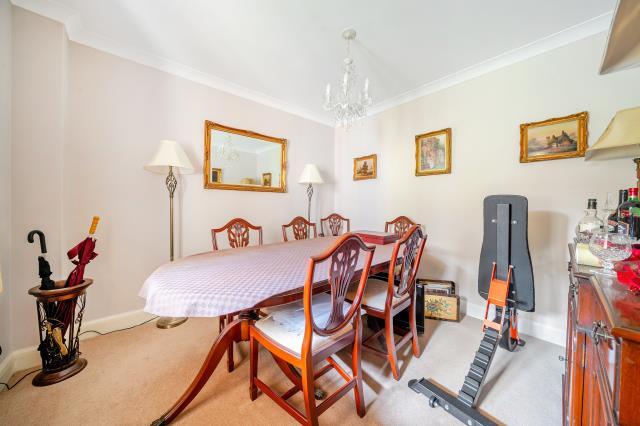 Pixey Close, Yarnton, Kidlington photo 3