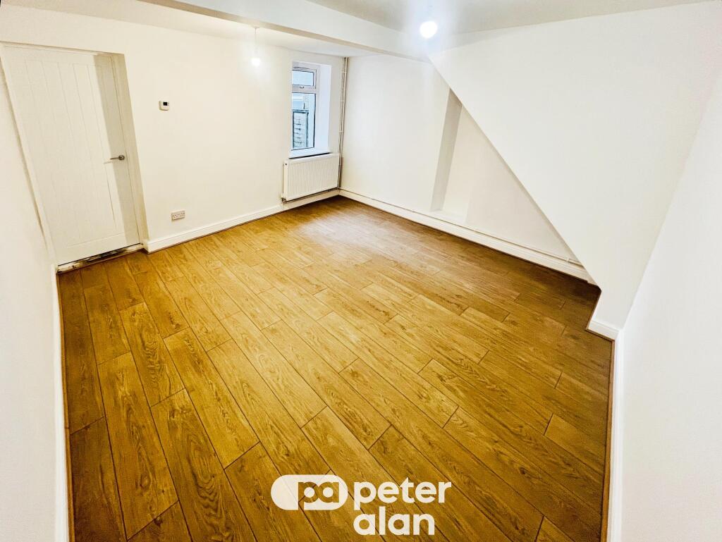 House in Merthyr Tydfil, Penydarren - View 3