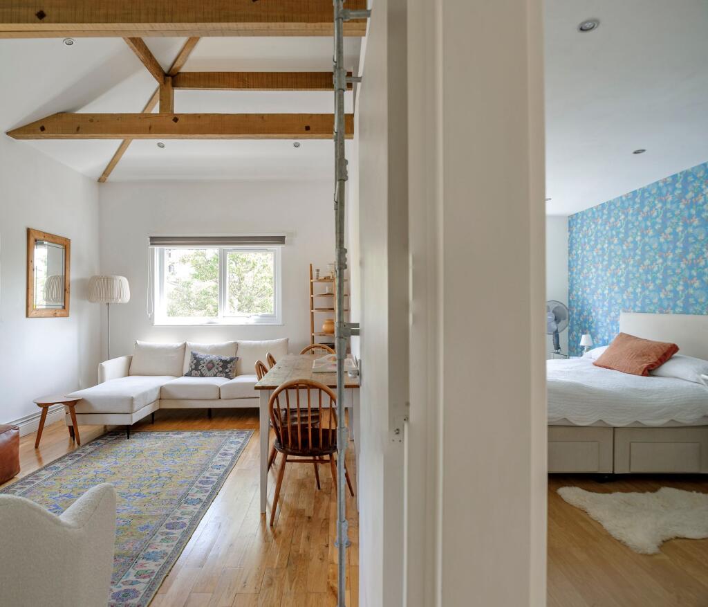 Main image of property: Morgan Road, North Kensington, W10