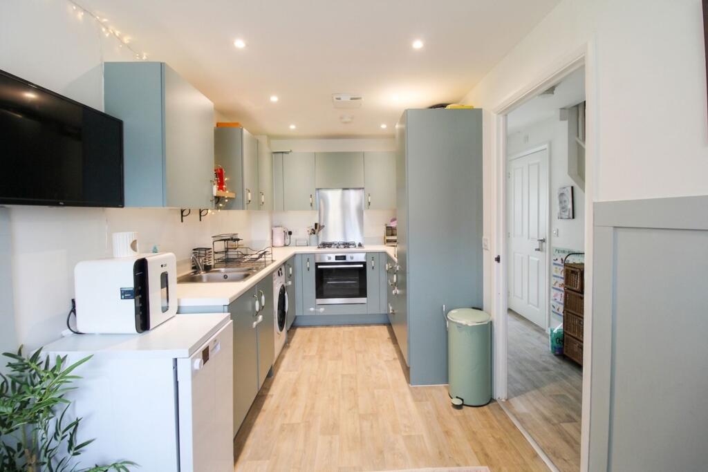 Carpenter Court, Alderbury, SP5 photo 4