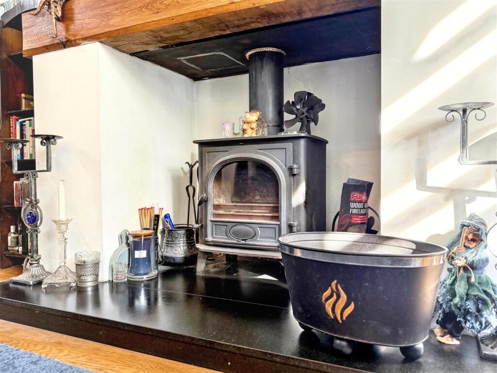 House in High Peak, Buxton - View 5