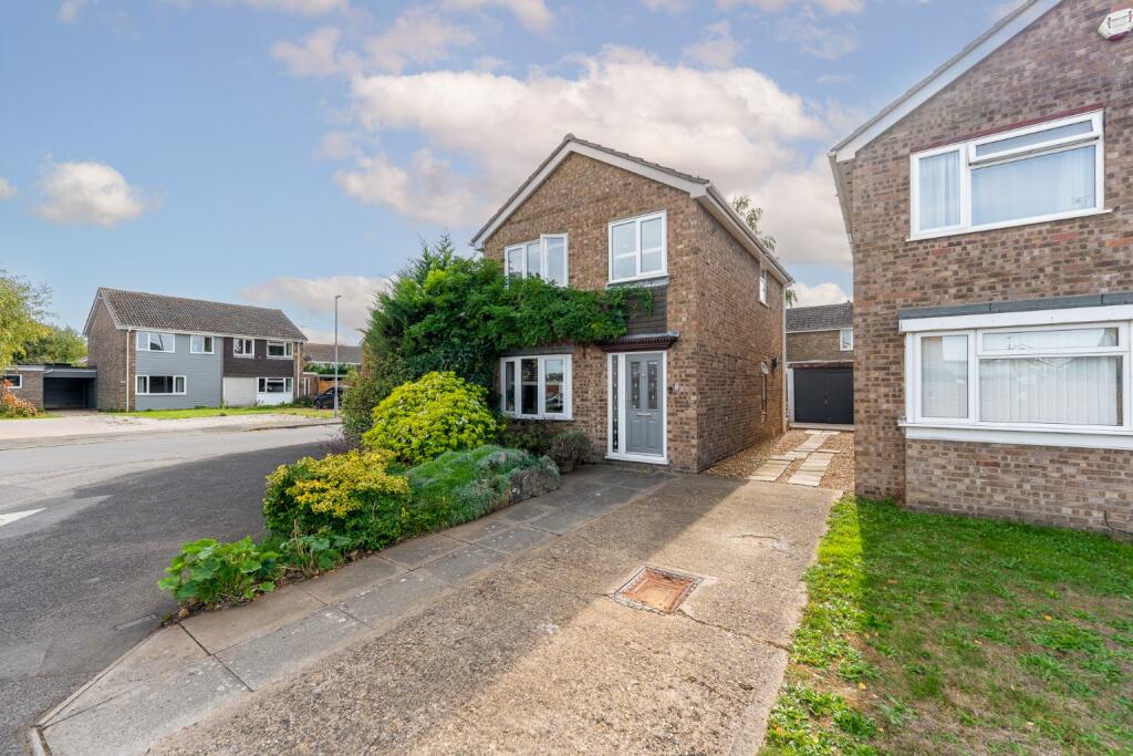 3-bed detached on Shortland, Somersham, Huntingdon, Cambridgeshire, PE28 3JR, £325,000