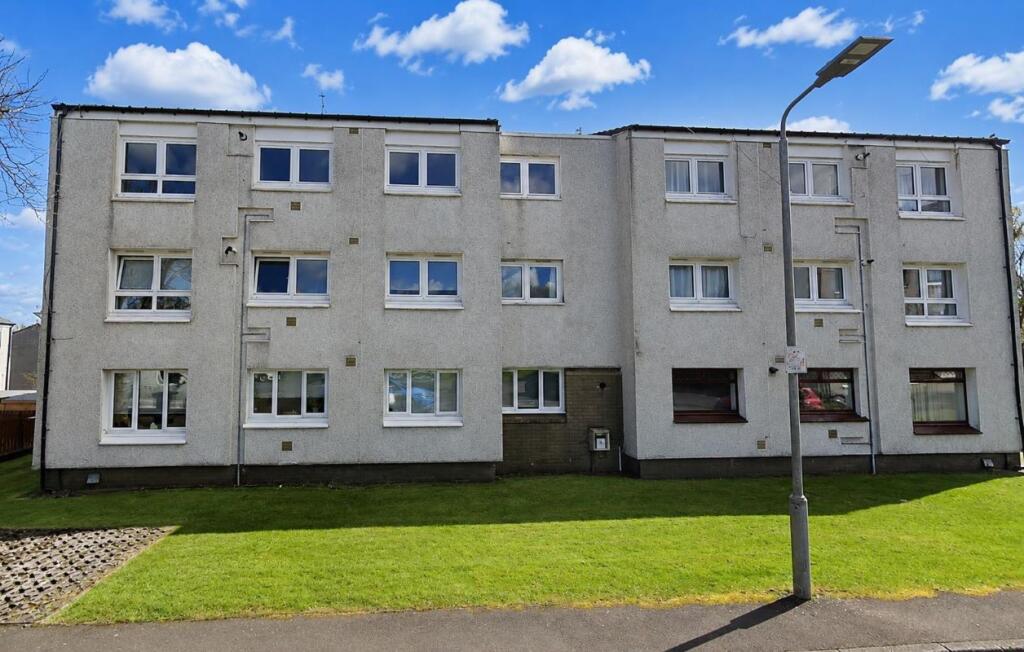 Main image of property: 1J Alford Place, Linwood, Paisley, Renfrewshire, PA3 3SJ
