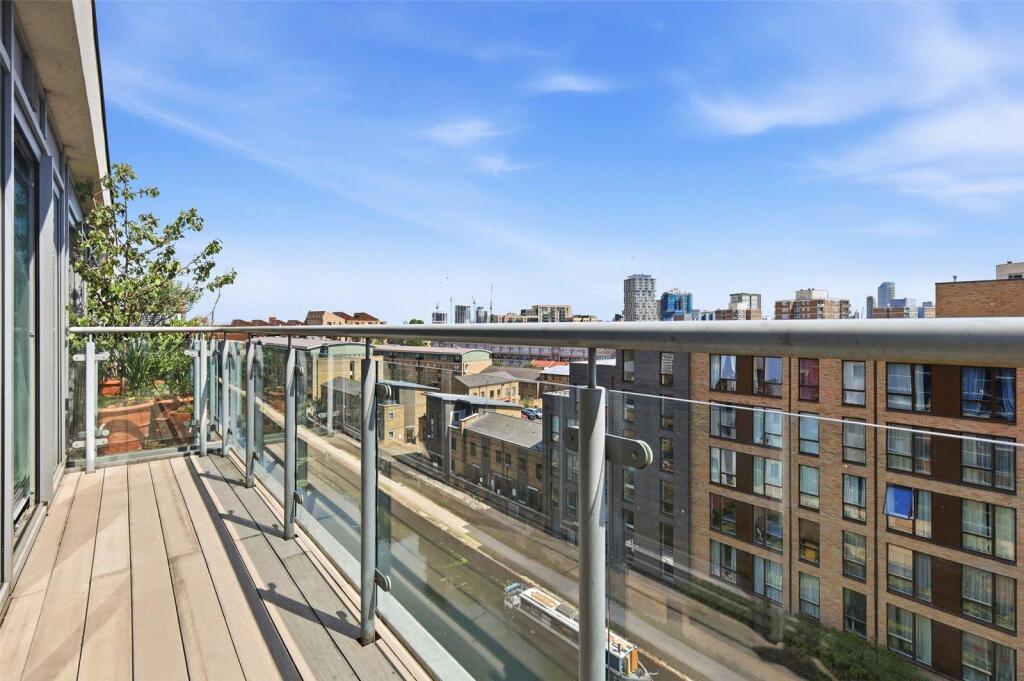 Apartment in London - View 3