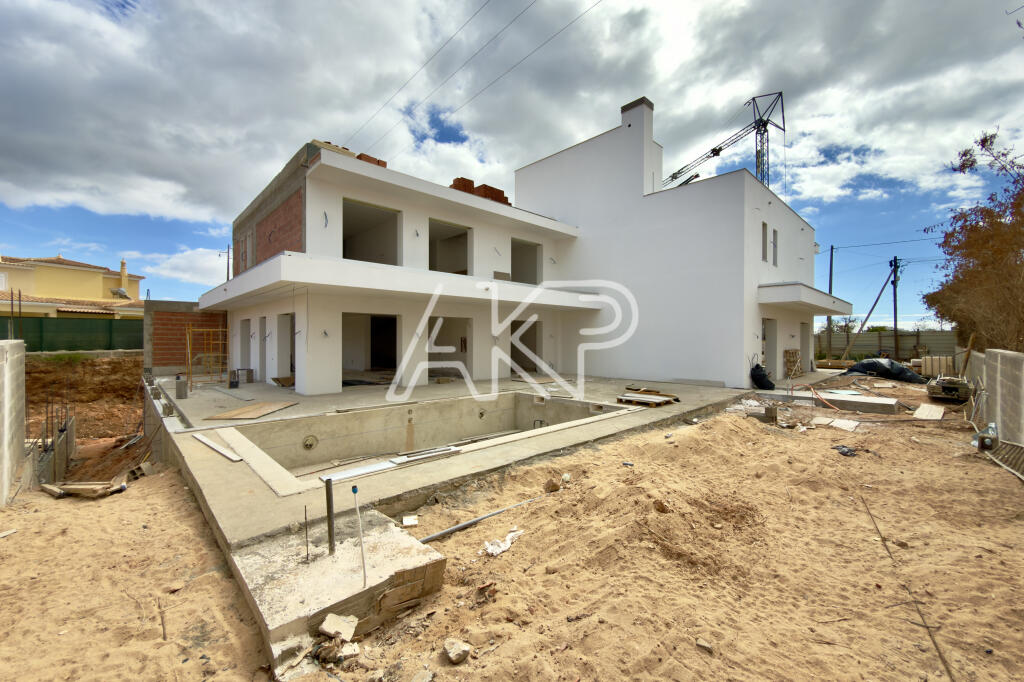 Main image of property: Algarve, Almancil