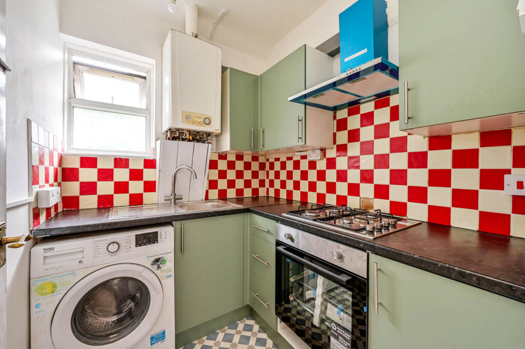 Apartment in London - View 3