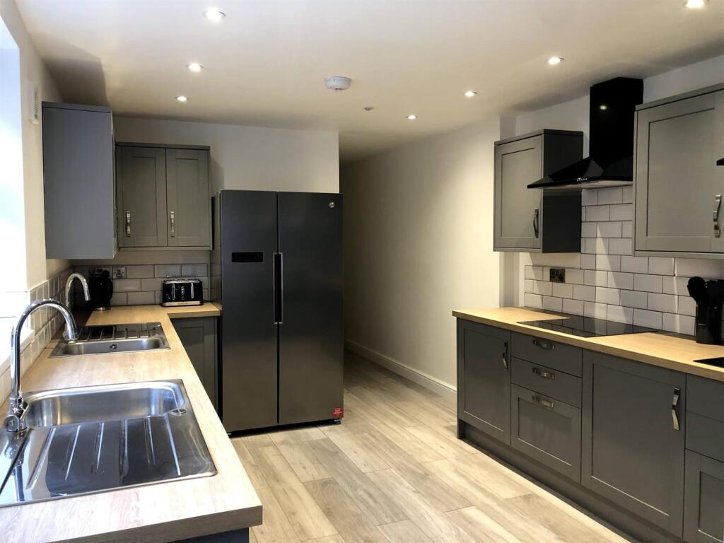 House in Leicester - View 5