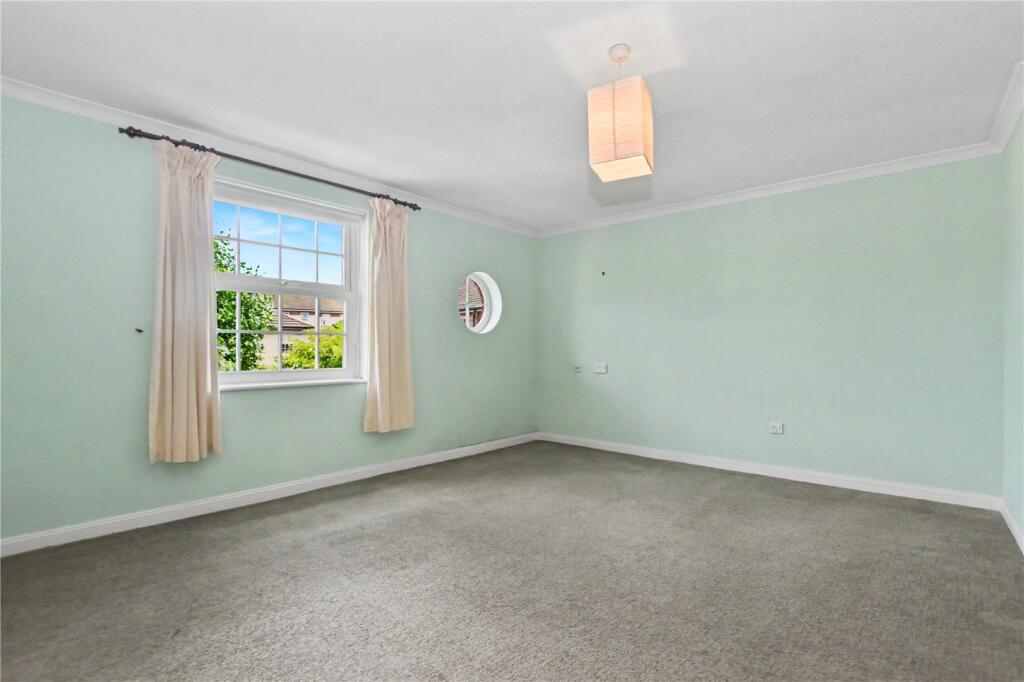 Apartment in Taunton - More