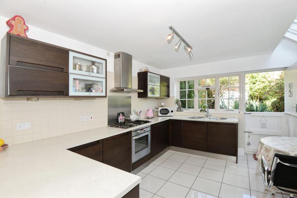 House in Oxford, Summertown - More