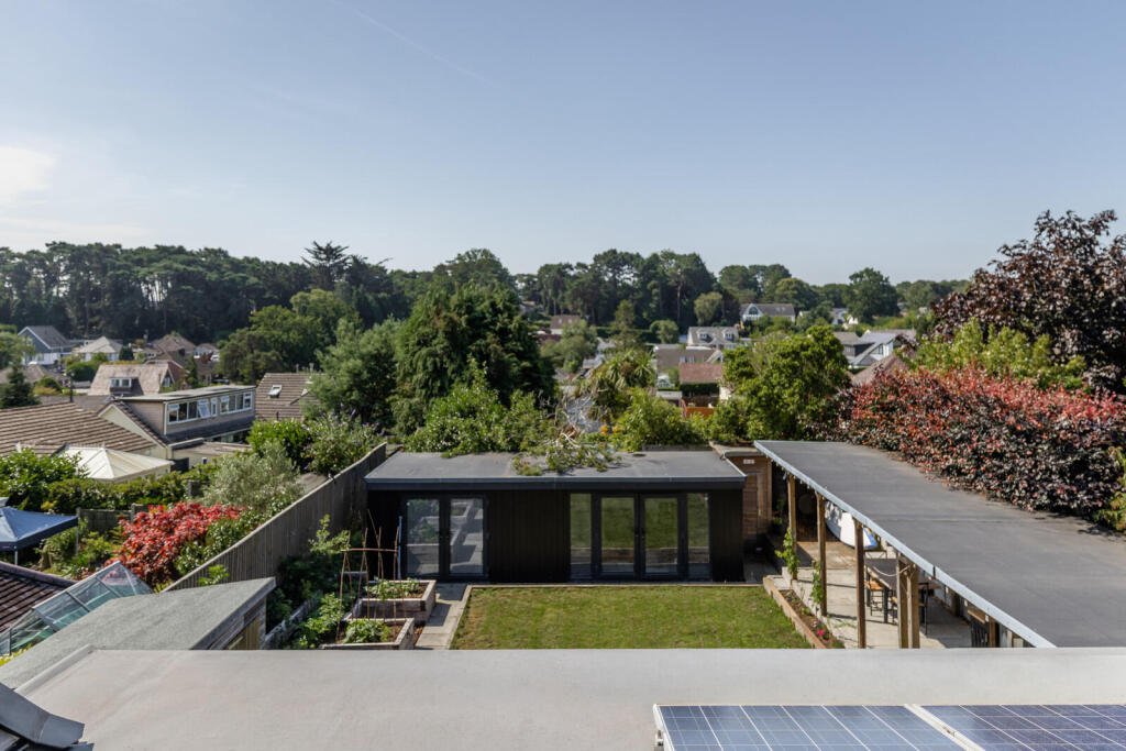 Insley Crescent, Broadstone - View 4