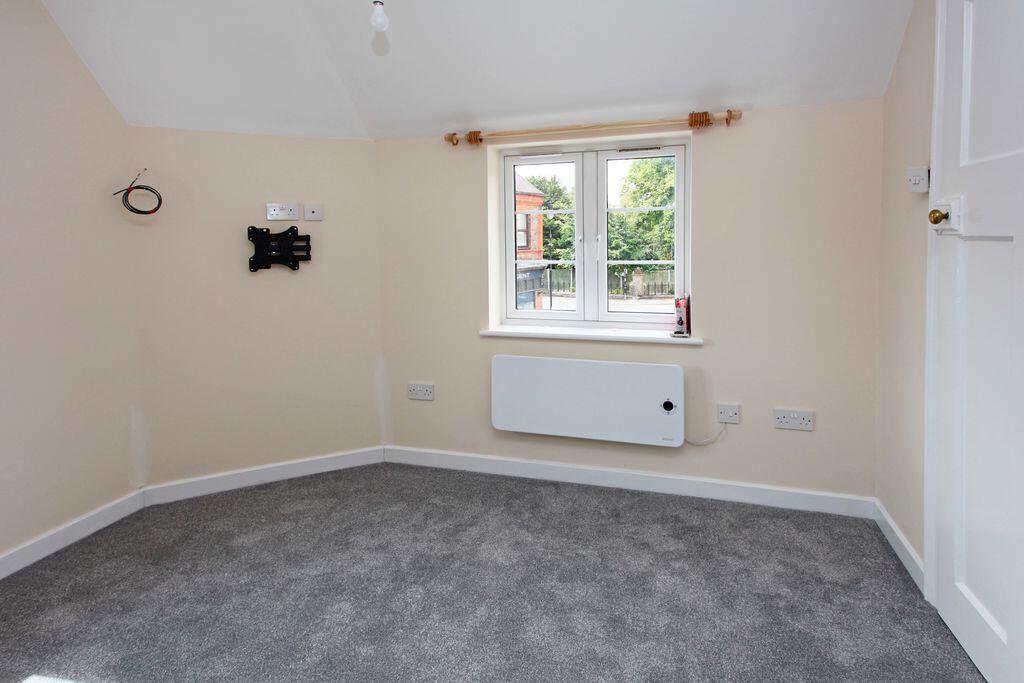Apartment in Telford - View 5