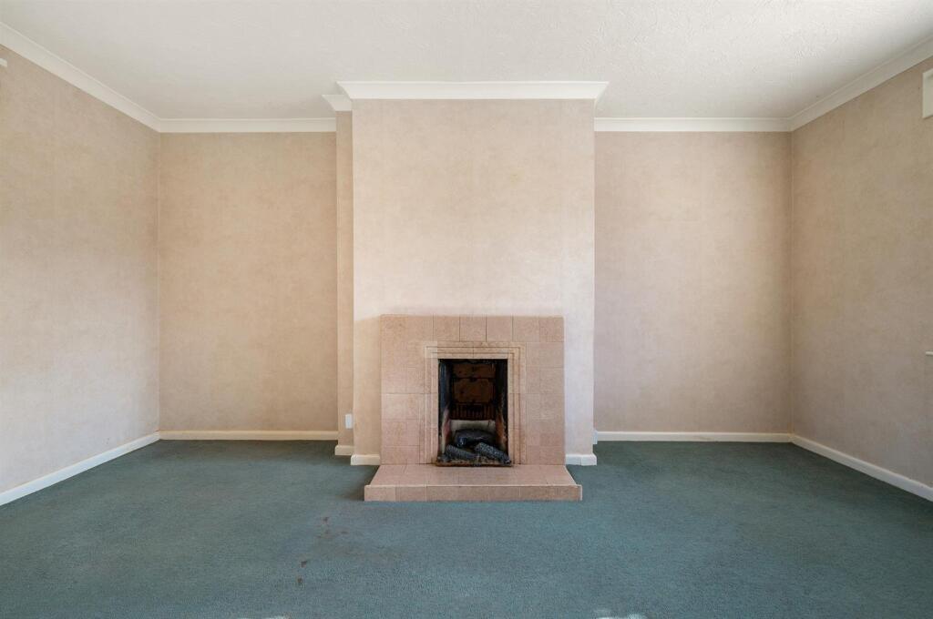 House in Basingstoke and Deane, Mill Springs, Whitchurch - View 4