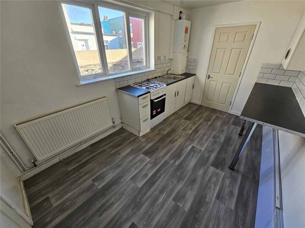 House in Bristol - View 5