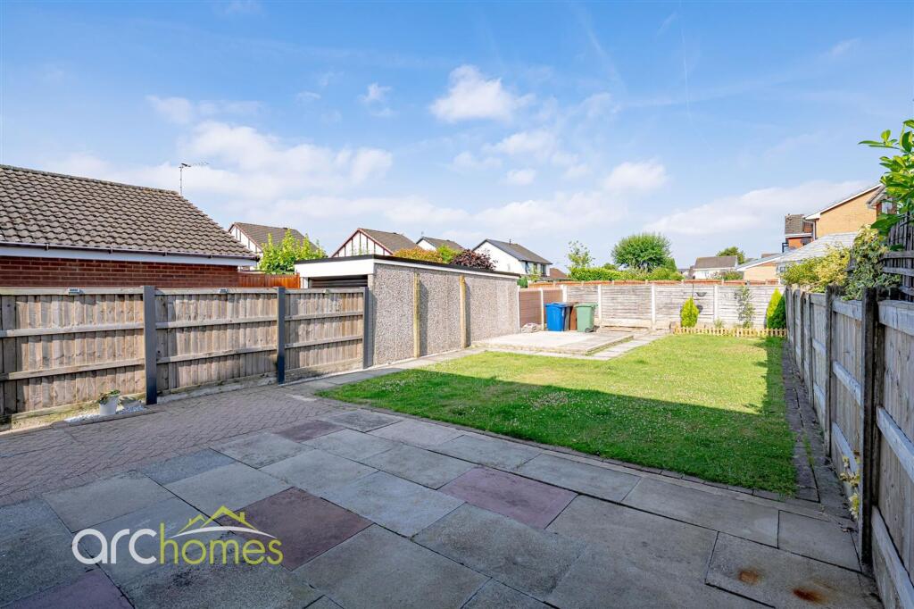 House in Wigan, Hindley Green - View 4