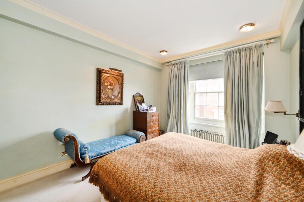 Main image of property: George Street, London