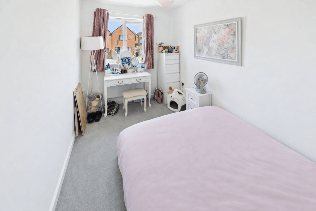 House in Whiteley - View 5