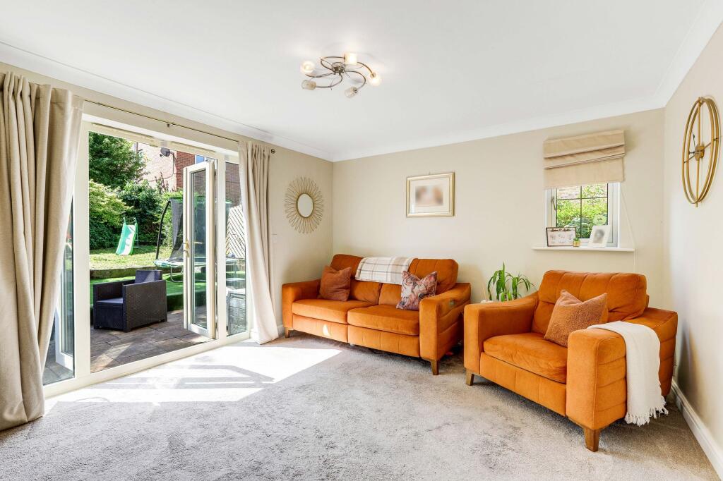 Hunters Chase, Mansfield Woodhouse, NG19 - View 3