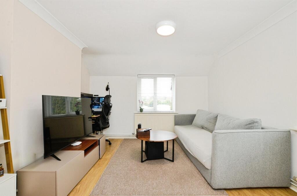 Additional image 9 of Northfield Road, Harpenden