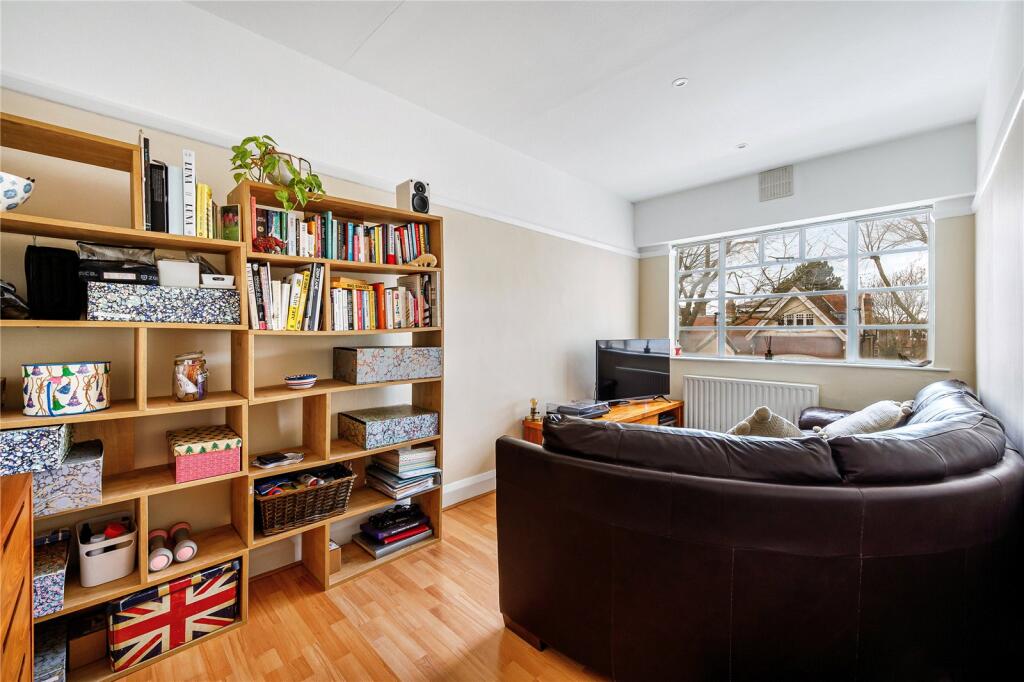 Main image of property: Barrowgate Road,
Turnham Green, W4