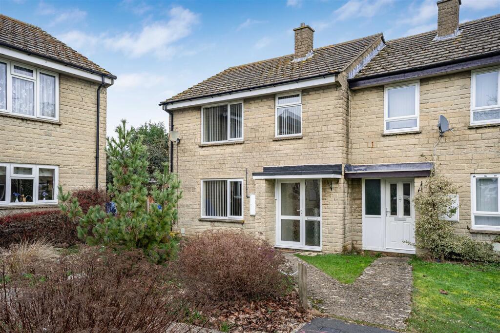 Main image of property: Orchard Rise, Chesterton, Bicester