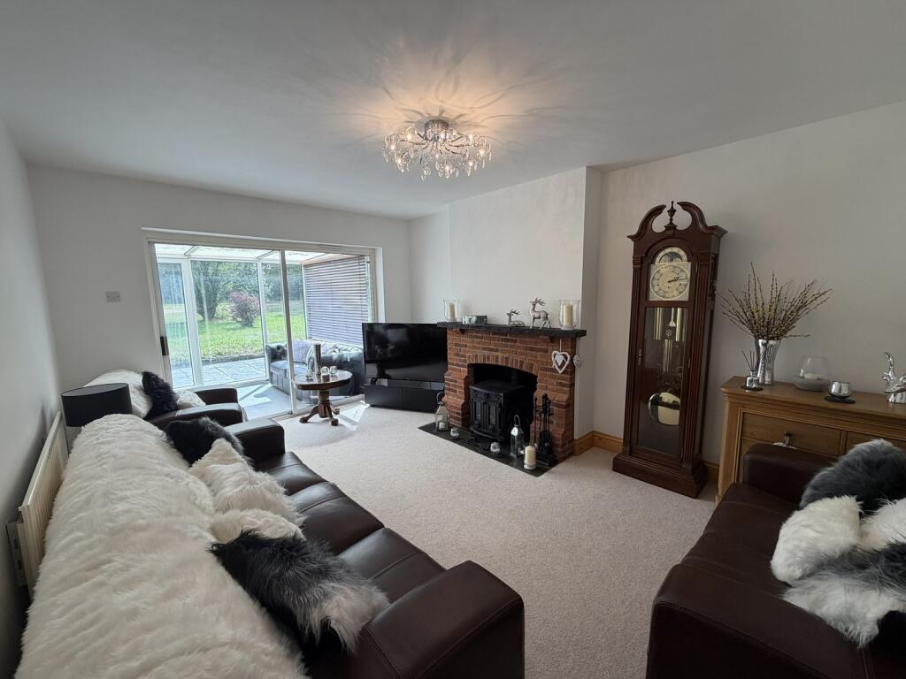 House in Swansea, Manordeilo and Salem - View 5
