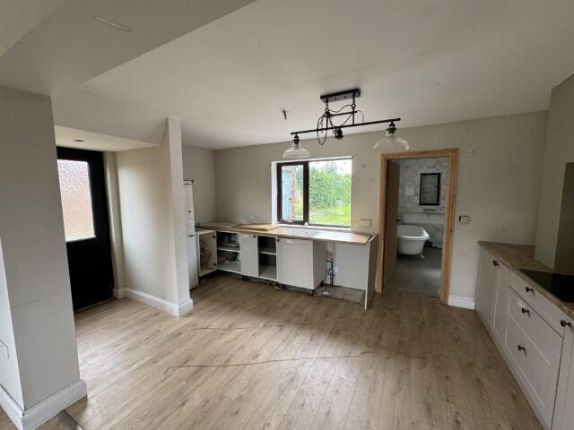 3-bed semi-detached on 73 Sluice Road, Wiggenhall St. Germans, King's Lynn, Norfolk PE34 3ET, £150,000