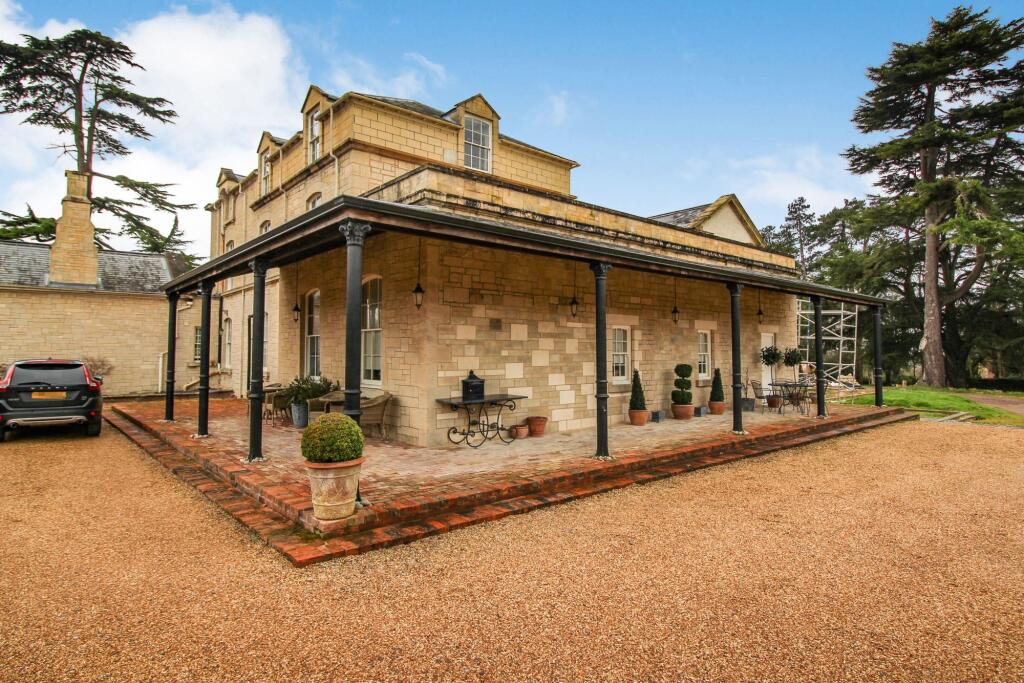 Main image of property: Sandridge Park, Sandridge Common, SN12