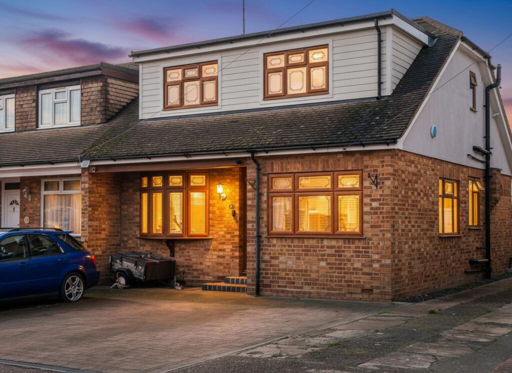 Main image of property: Mansted Gardens, Rochford, SS4